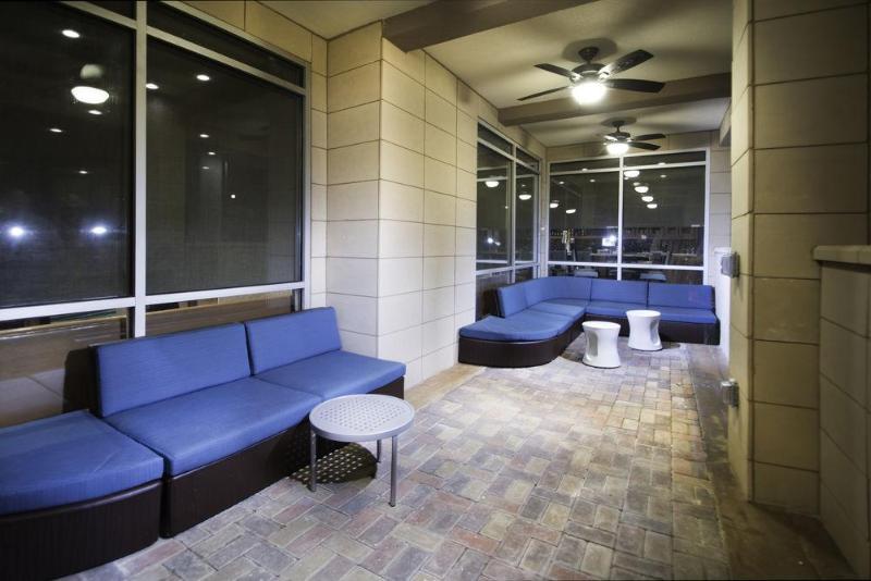 Candlewood Suites Houston Medical Center By Ihg Exterior photo